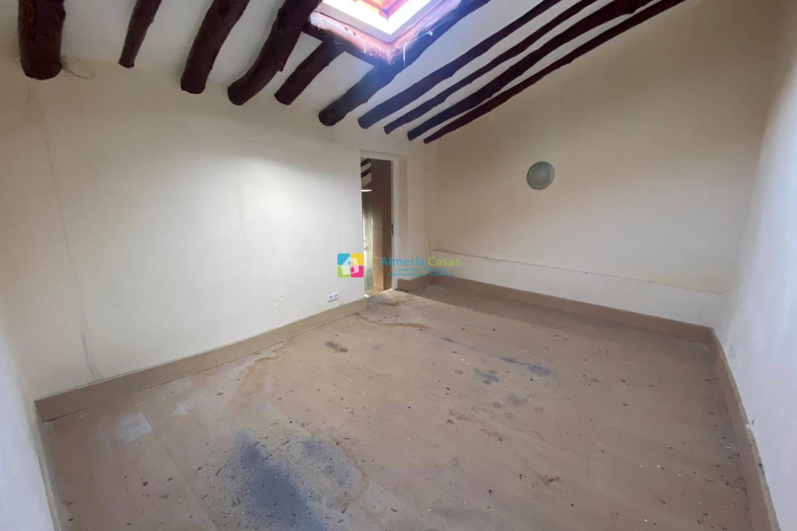 4 soveværelse Byhus til salg i Sufli - € 40.000 (Ref: 7941106)