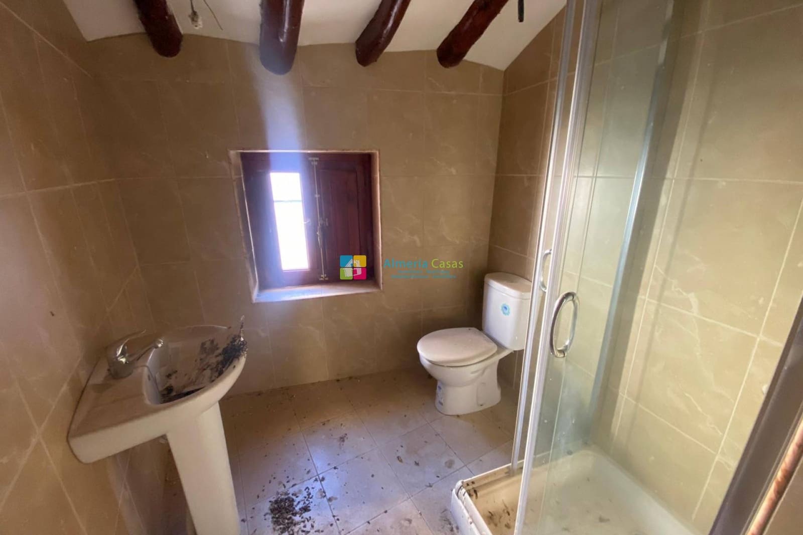 4 soveværelse Byhus til salg i Sufli - € 40.000 (Ref: 7941106)