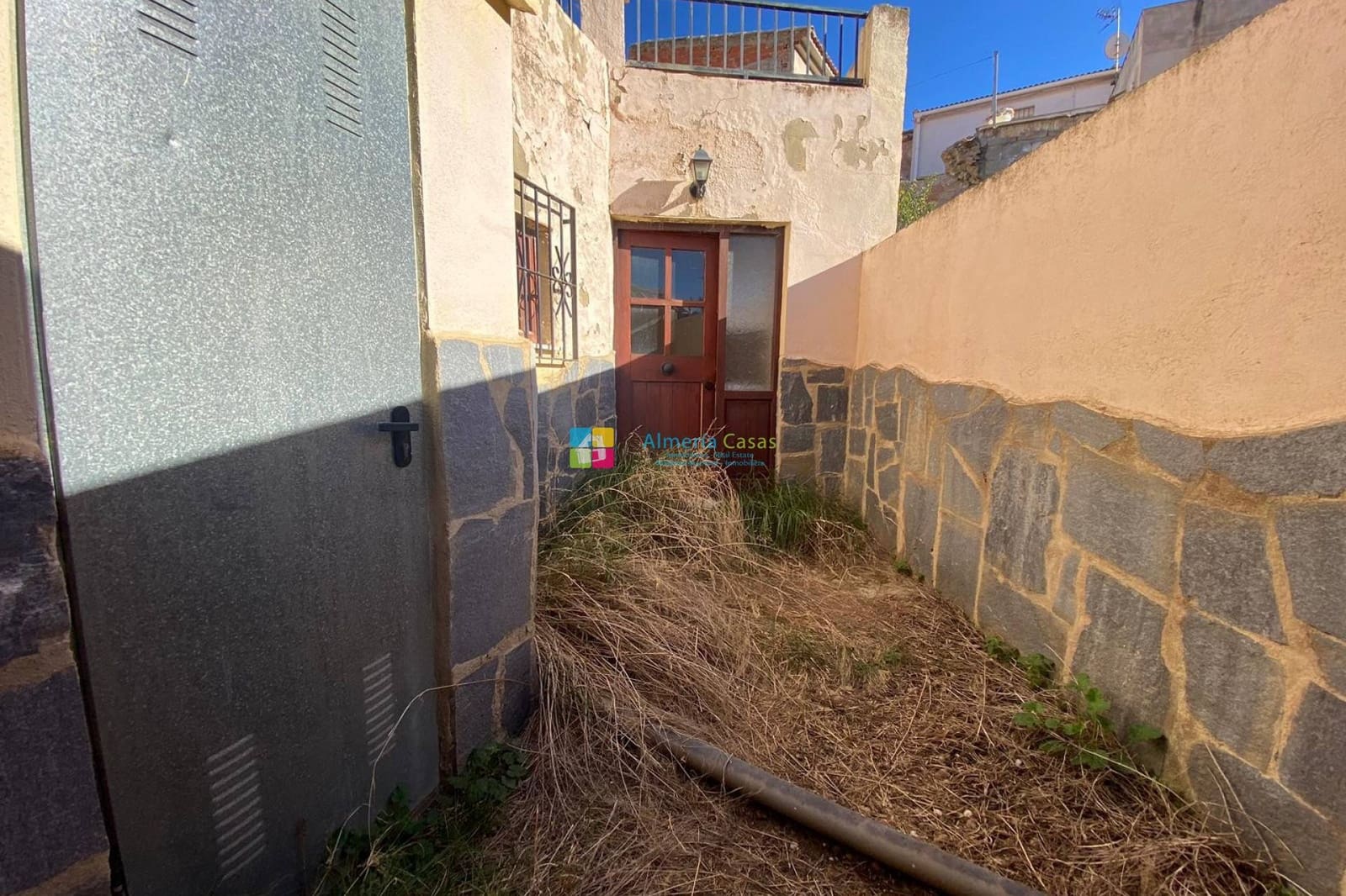 4 soveværelse Byhus til salg i Sufli - € 40.000 (Ref: 7941106)