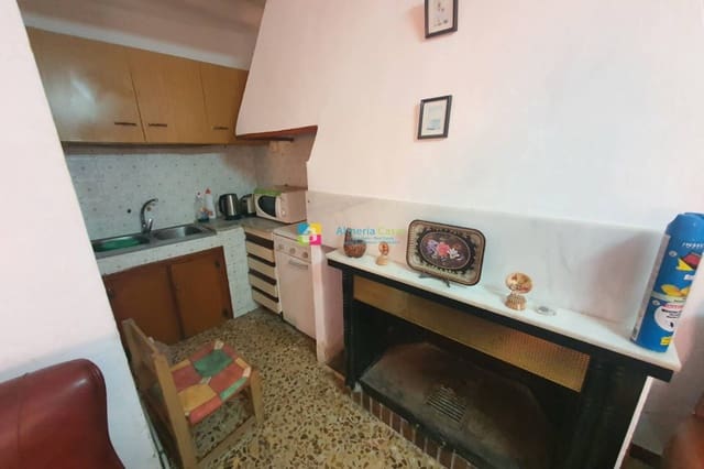 4 soveværelse Finca/Landehus til salg i Vélez-Blanco - € 83.000 (Ref: 8214638)