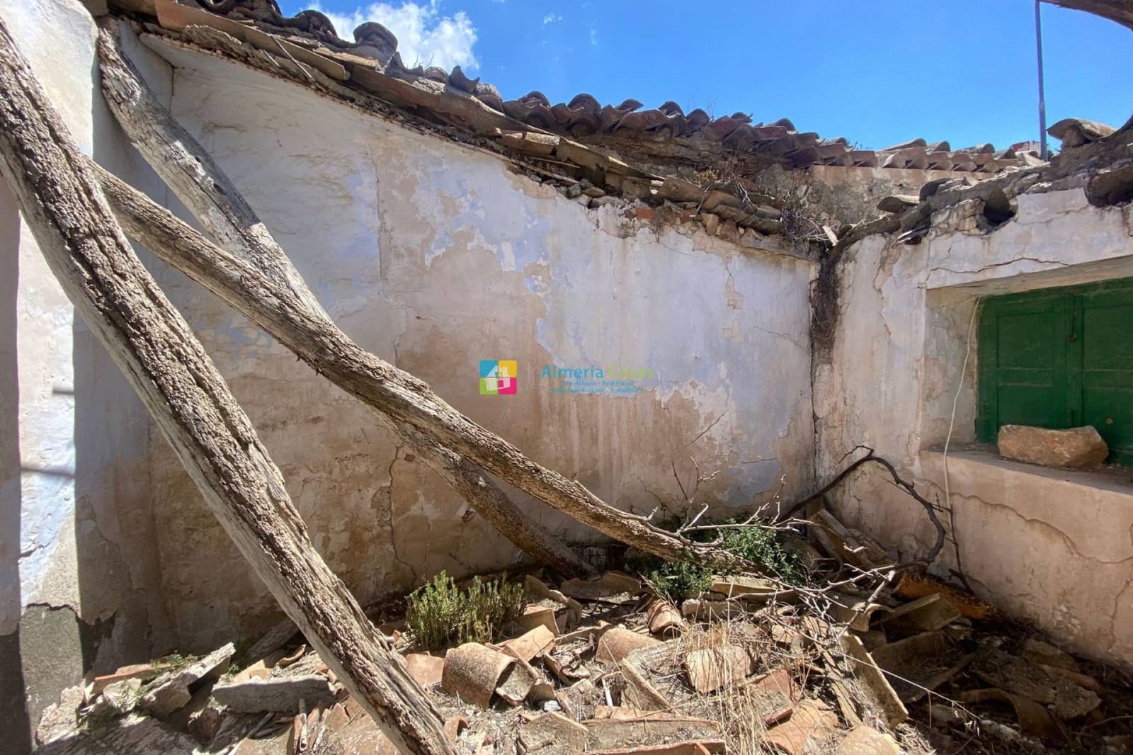 7 makuuhuone Omakotitalo myytävänä paikassa Oria - 25 000 € (Ref: 8248445)