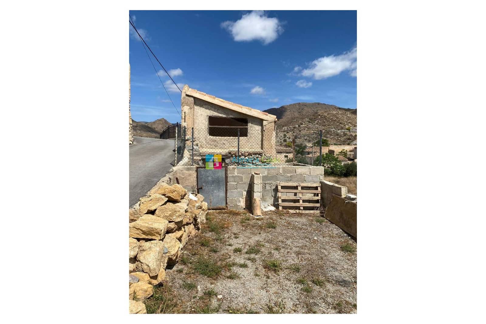 4 chambre Finca/Maison de Campagne à vendre à Oria avec garage - 70 000 € (Ref: 8408774)