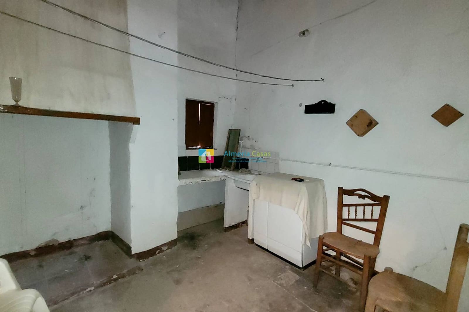 9 soveværelse Byhus til salg i Cullar - € 75.000 (Ref: 8572665)