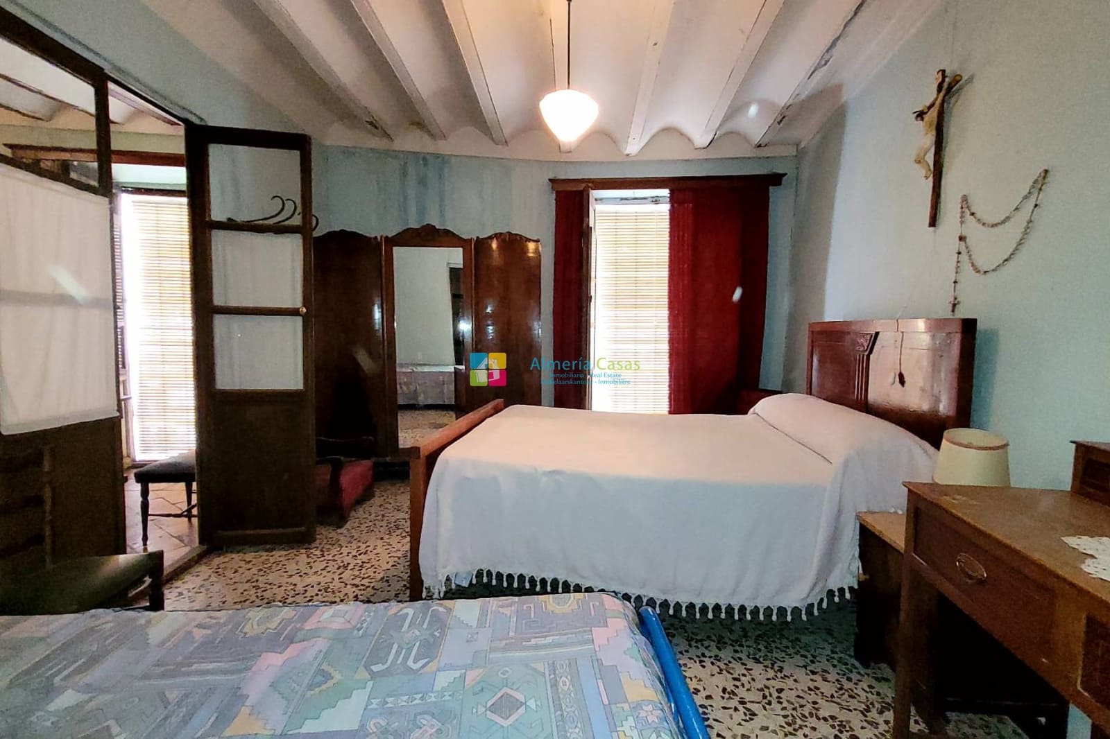 9 soveværelse Byhus til salg i Cullar - € 75.000 (Ref: 8572665)