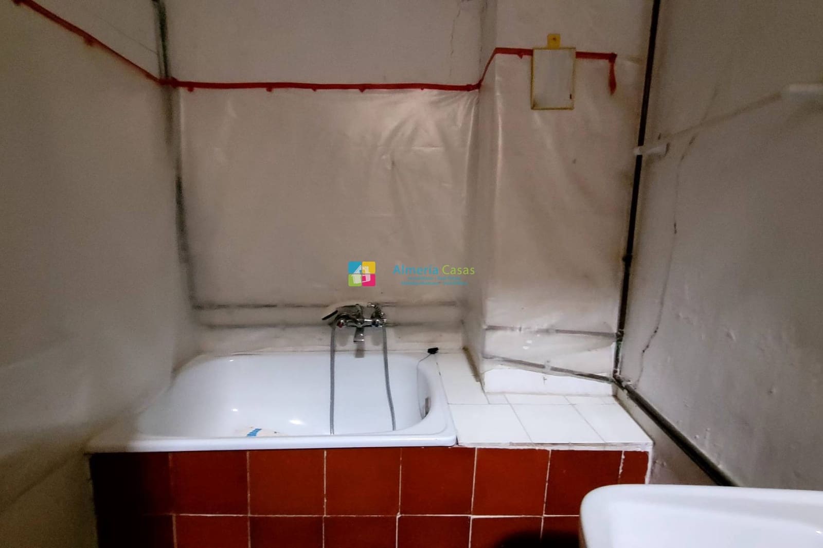 9 soveværelse Byhus til salg i Cullar - € 75.000 (Ref: 8572665)