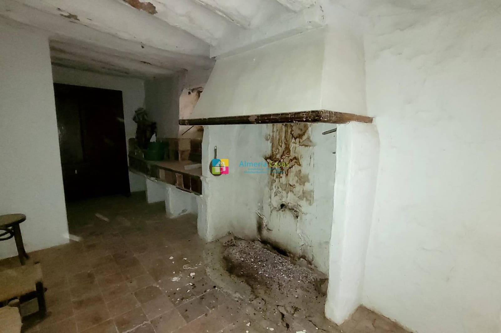 9 soveværelse Byhus til salg i Cullar - € 75.000 (Ref: 8572665)