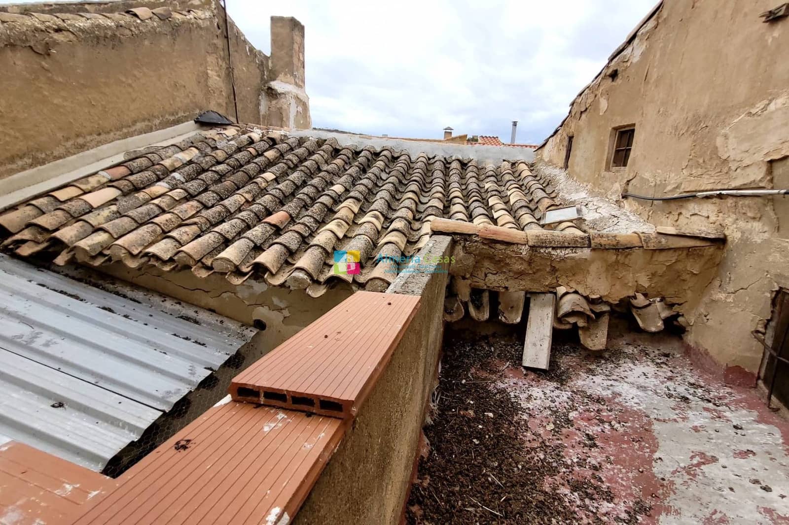 9 soveværelse Byhus til salg i Cullar - € 75.000 (Ref: 8572665)