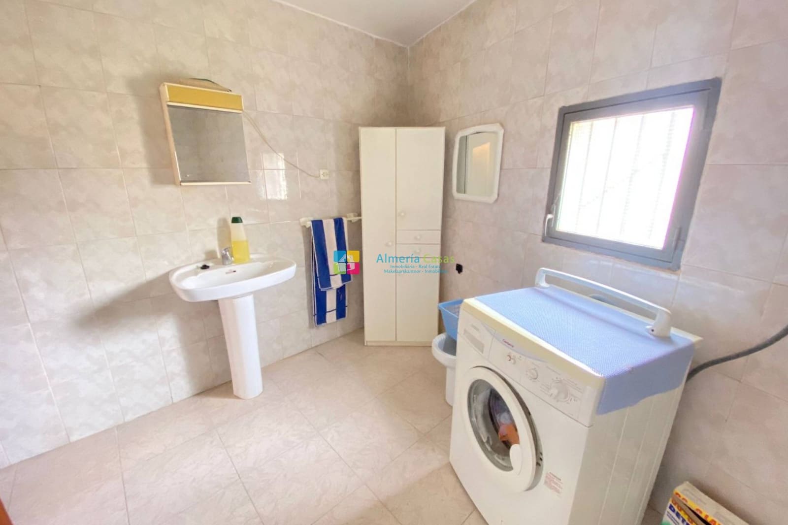 5 soveværelse Finca/Landehus til salg i Arboleas - € 95.000 (Ref: 8584987)