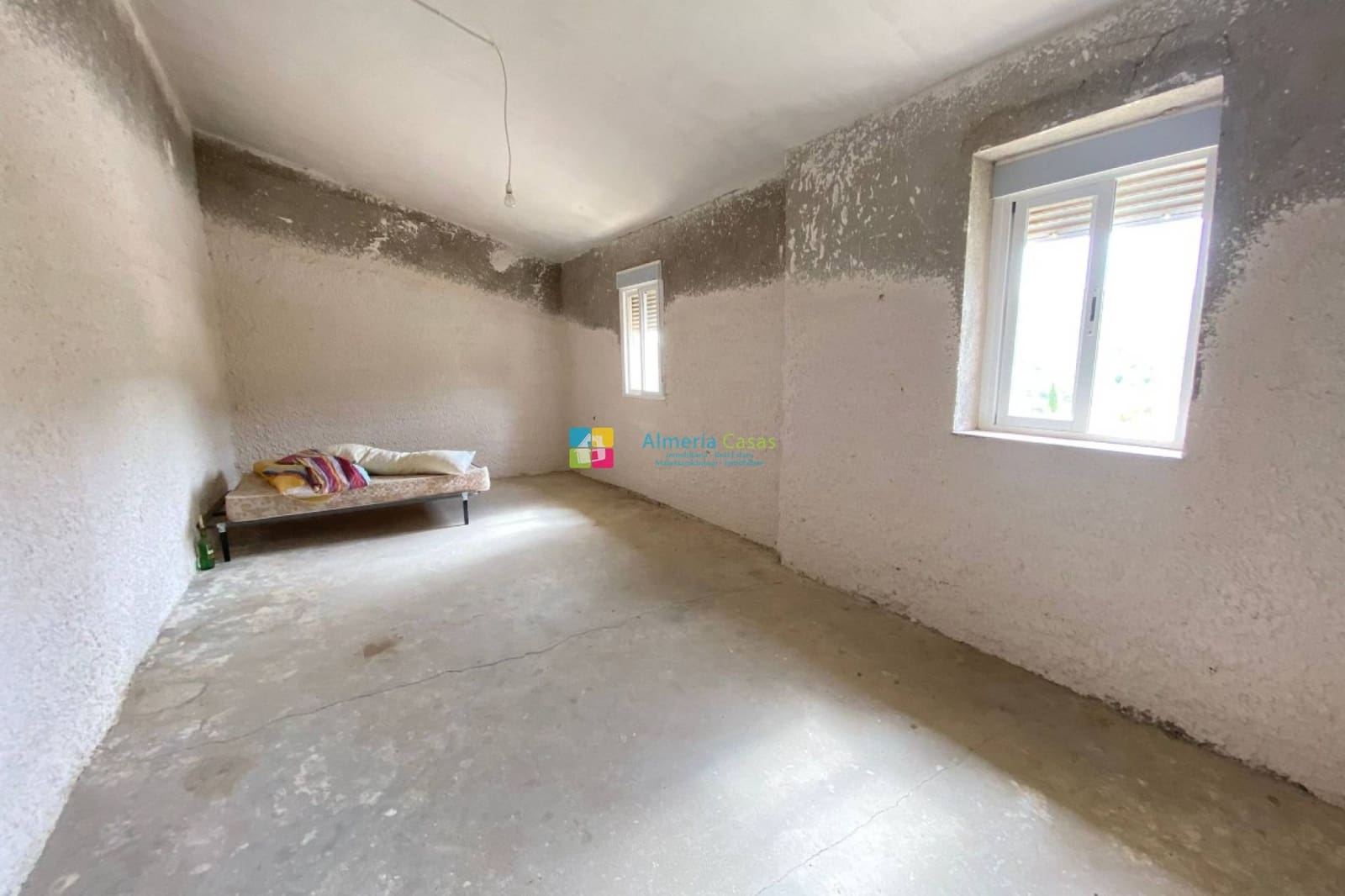 5 soveværelse Finca/Landehus til salg i Arboleas - € 95.000 (Ref: 8584987)