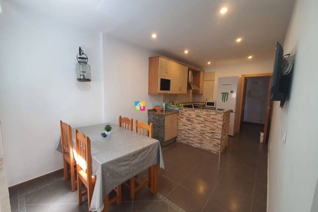 4 slaapkamer Appartement te koop in Albox - € 99.000 (Ref: 8609149)