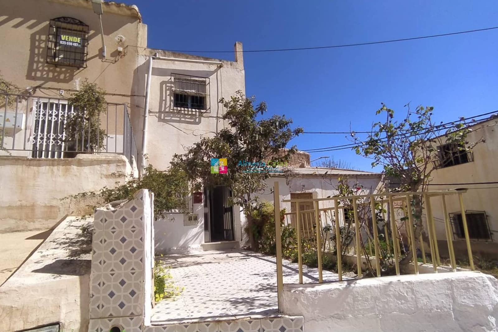 6 soveværelse Byhus til salg i Los Llanos (Zurgena) med garage - € 87.000 (Ref: 8611051)