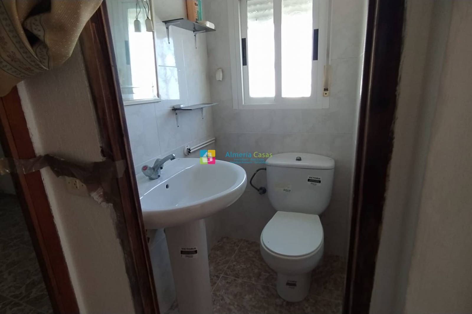 6 soveværelse Byhus til salg i Los Llanos (Zurgena) med garage - € 87.000 (Ref: 8611051)