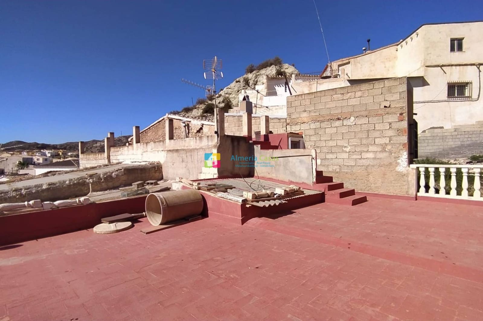 6 soveværelse Byhus til salg i Los Llanos (Zurgena) med garage - € 87.000 (Ref: 8611051)