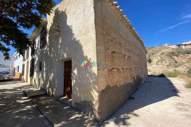 Finca/Casa Rural de 3 habitaciones en Oria en venta con garaje - 138.000 € (Ref: 8620482)