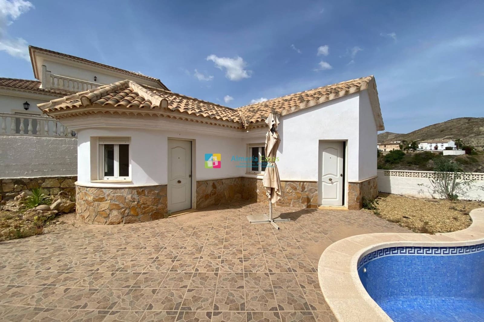 5 soveværelse Villa til salg i Arboleas med swimmingpool - € 375.000 (Ref: 8674877)