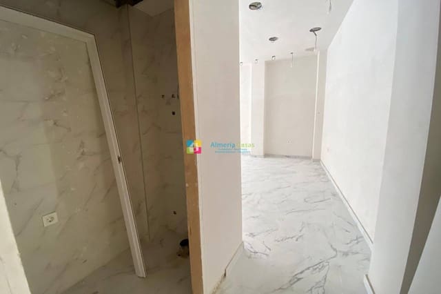 Commerciale da affittare in Albox - 600 € (Rif: 8728206)