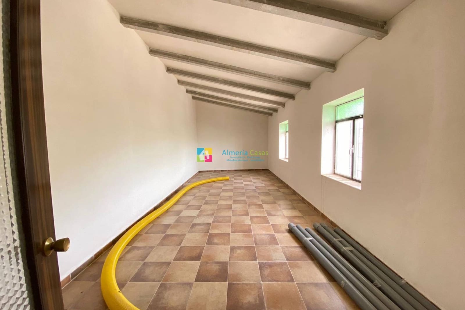 3 soveværelse Finca/Landehus til salg i Arboleas med garage - € 140.000 (Ref: 8736476)