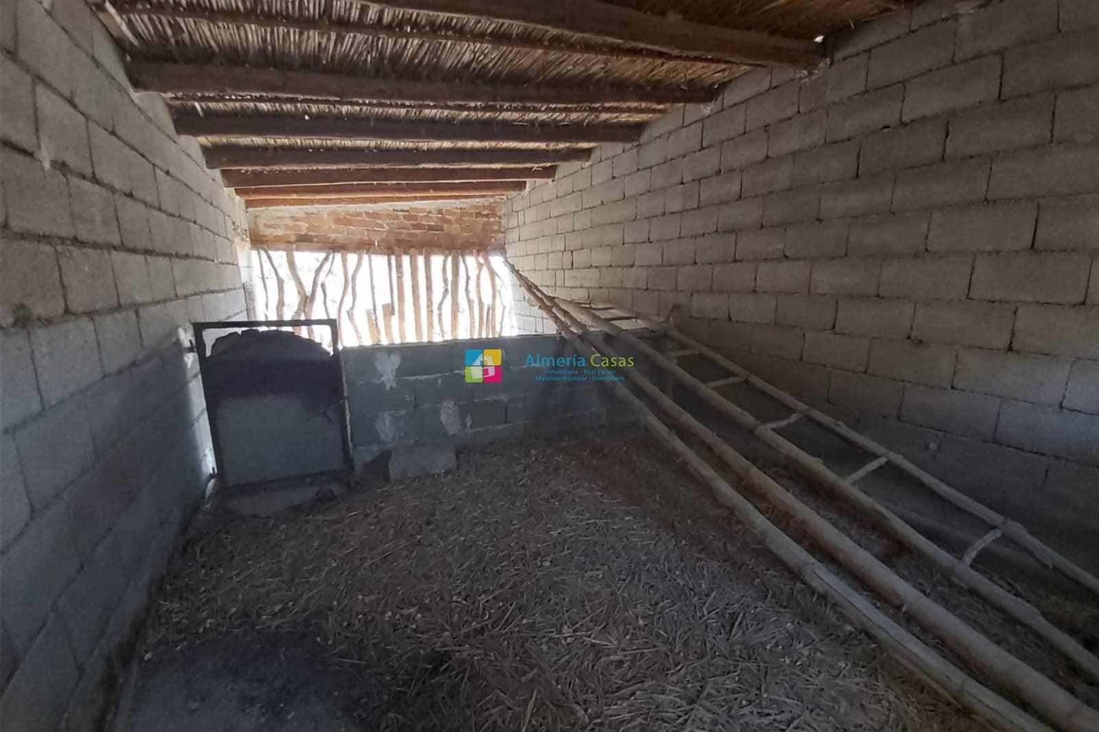 3 soveværelse Finca/Landehus til salg i Albox - € 60.000 (Ref: 8751866)