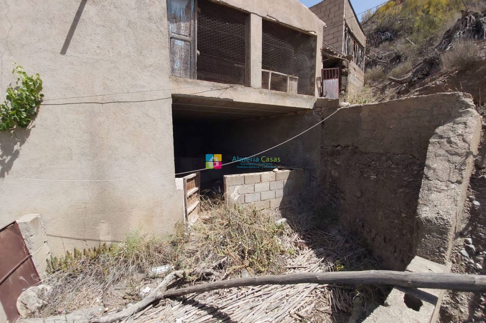 3 soveværelse Finca/Landehus til salg i Albox - € 60.000 (Ref: 8751866)