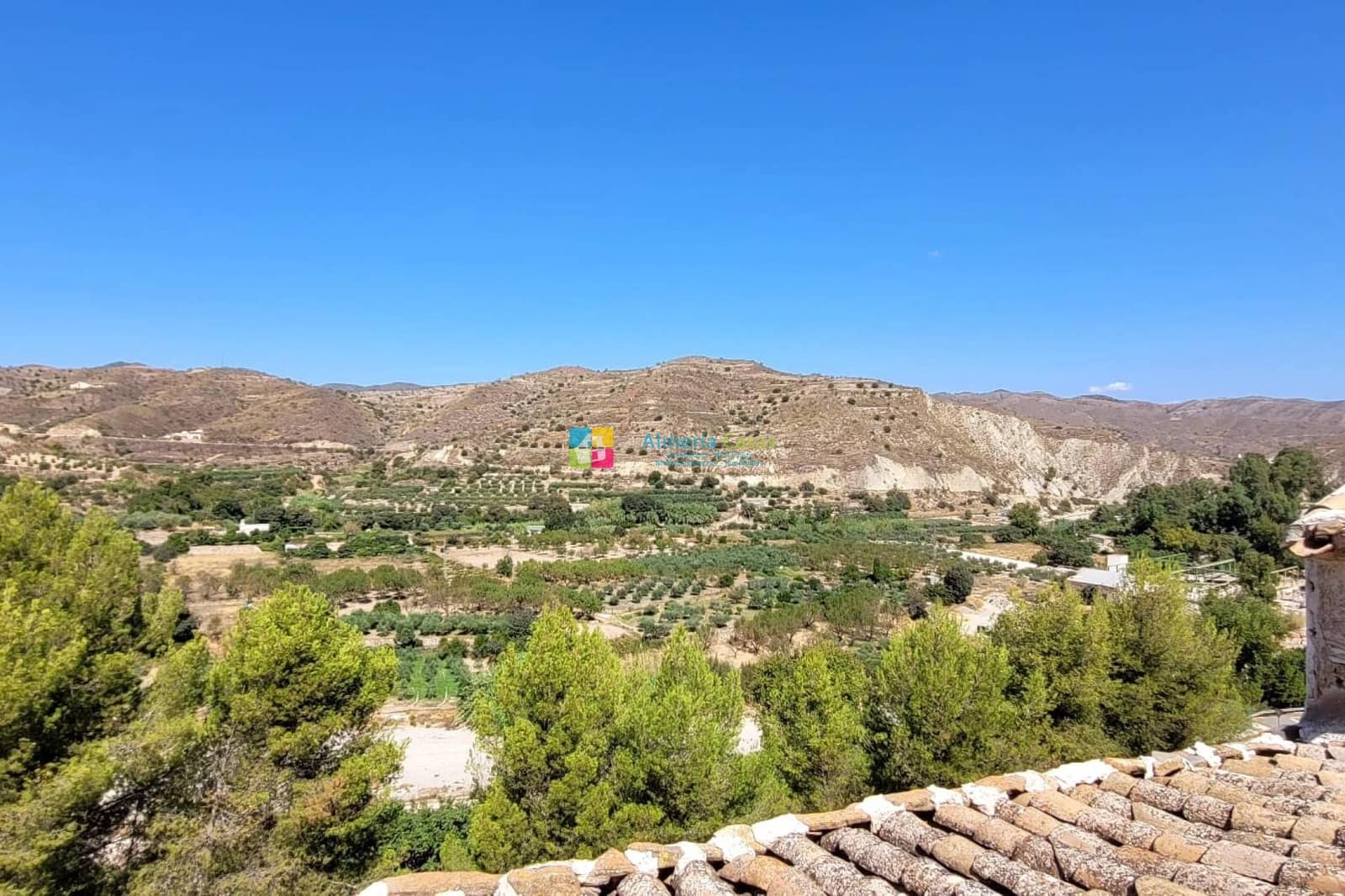 7 soveværelse Byhus til salg i Albanchez - € 55.000 (Ref: 8754008)