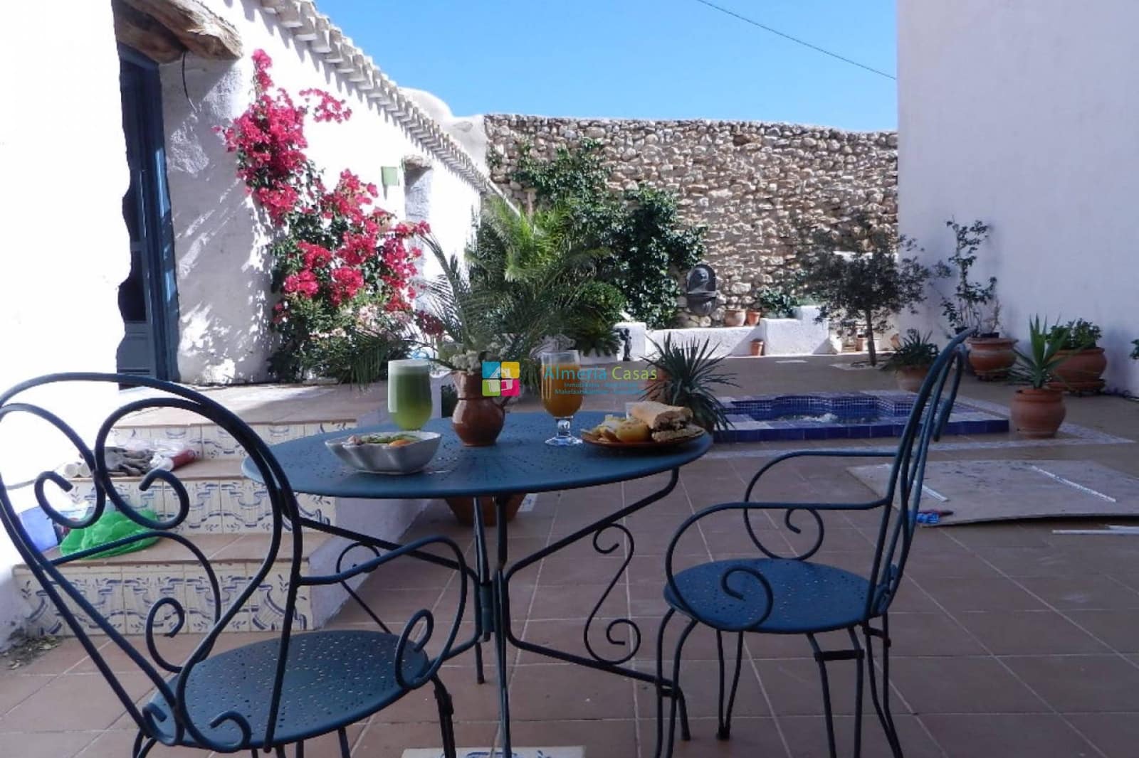 8 soveværelse Finca/Landehus til salg i Velez-Blanco med swimmingpool garage - € 695.000 (Ref: 8823404)