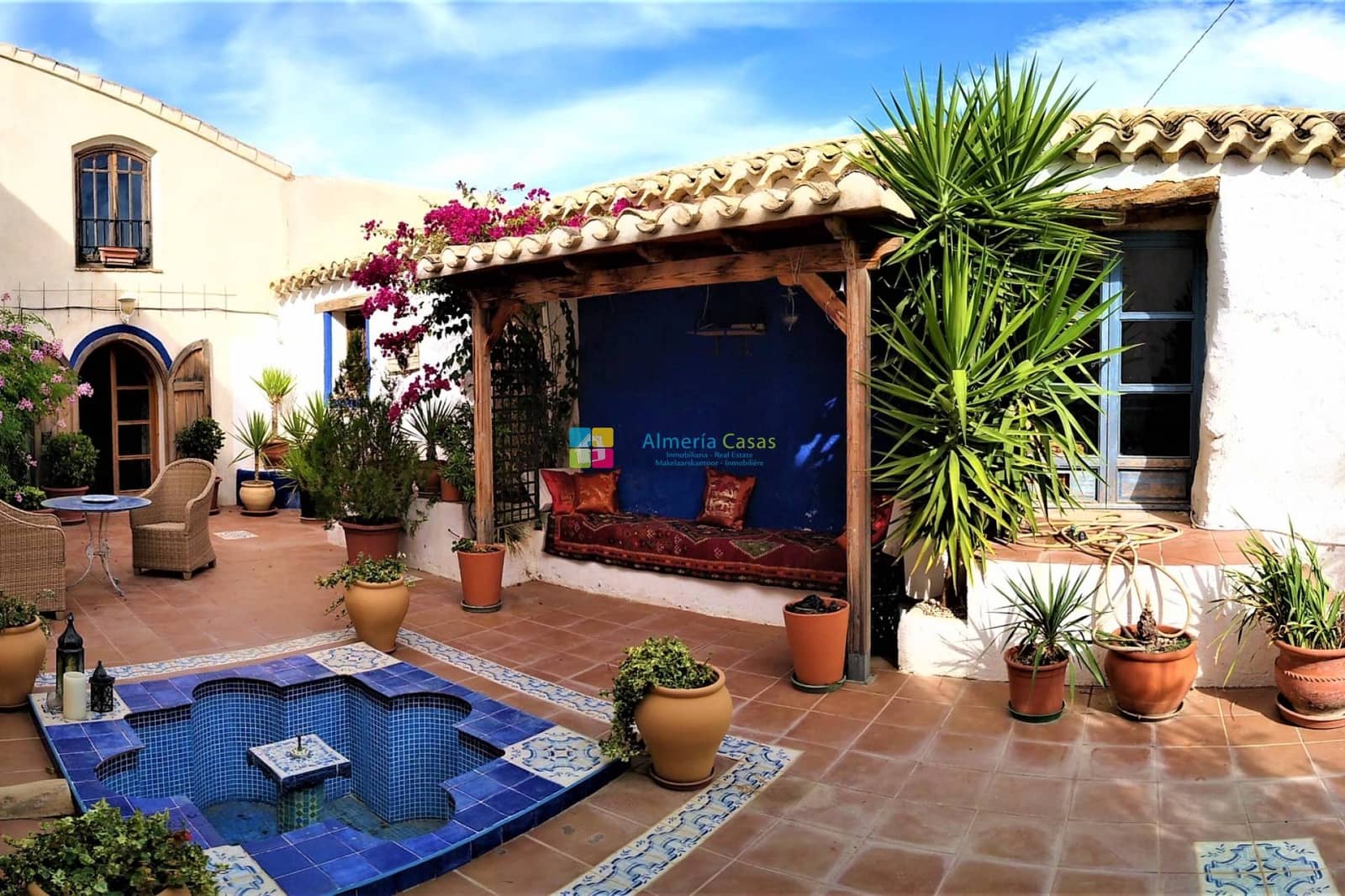 8 soveværelse Finca/Landehus til salg i Velez-Blanco med swimmingpool garage - € 695.000 (Ref: 8823404)