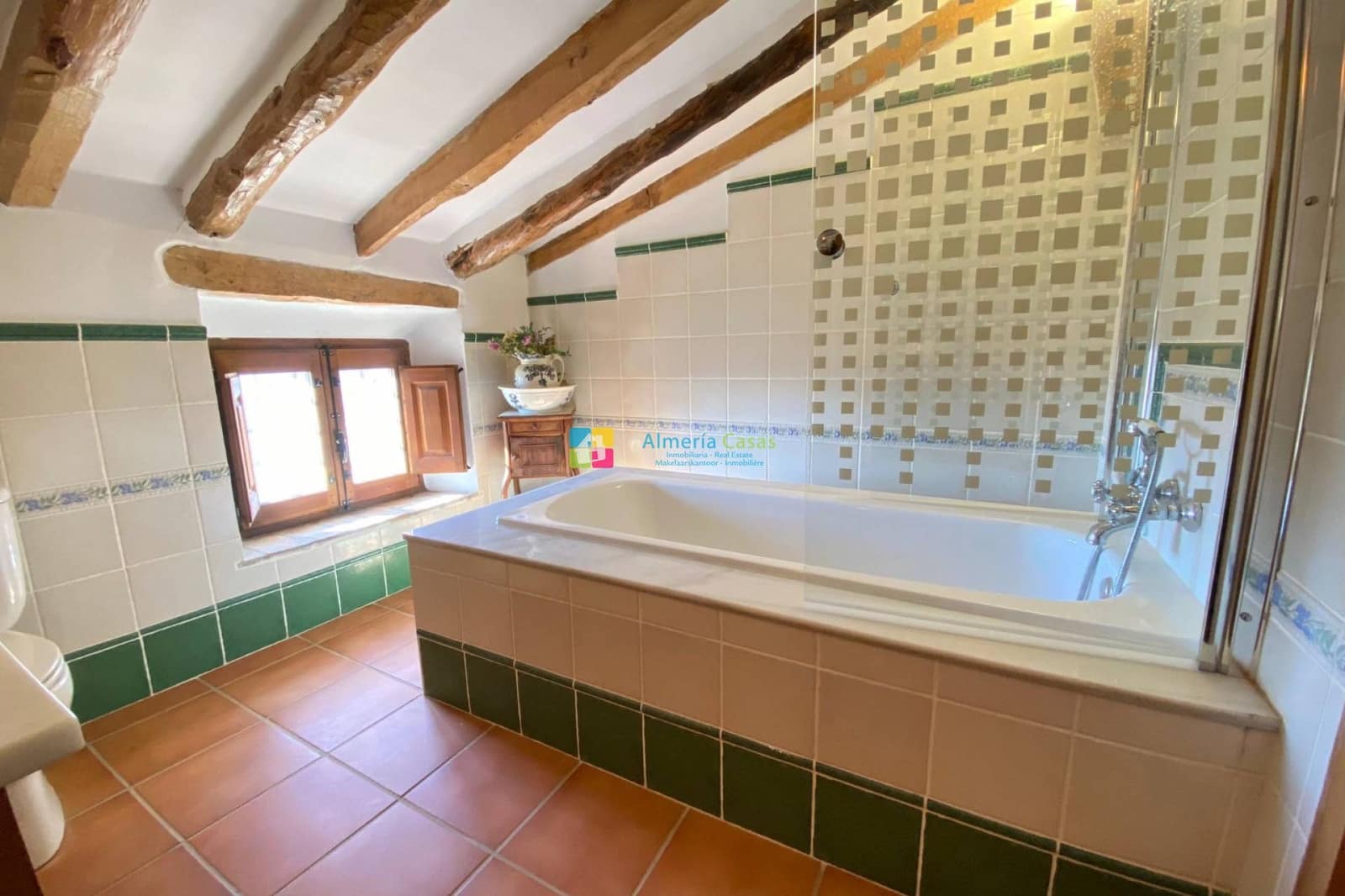 8 soveværelse Finca/Landehus til salg i Velez-Blanco med swimmingpool garage - € 695.000 (Ref: 8823404)