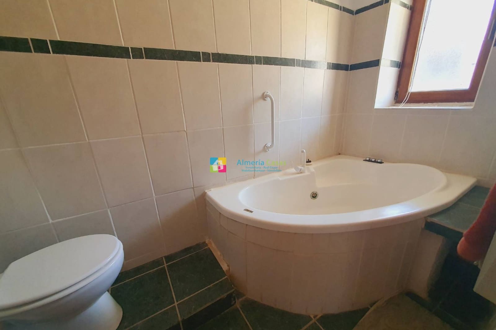 3 soveværelse Finca/Landehus til salg i Albanchez - € 84.500 (Ref: 8866161)