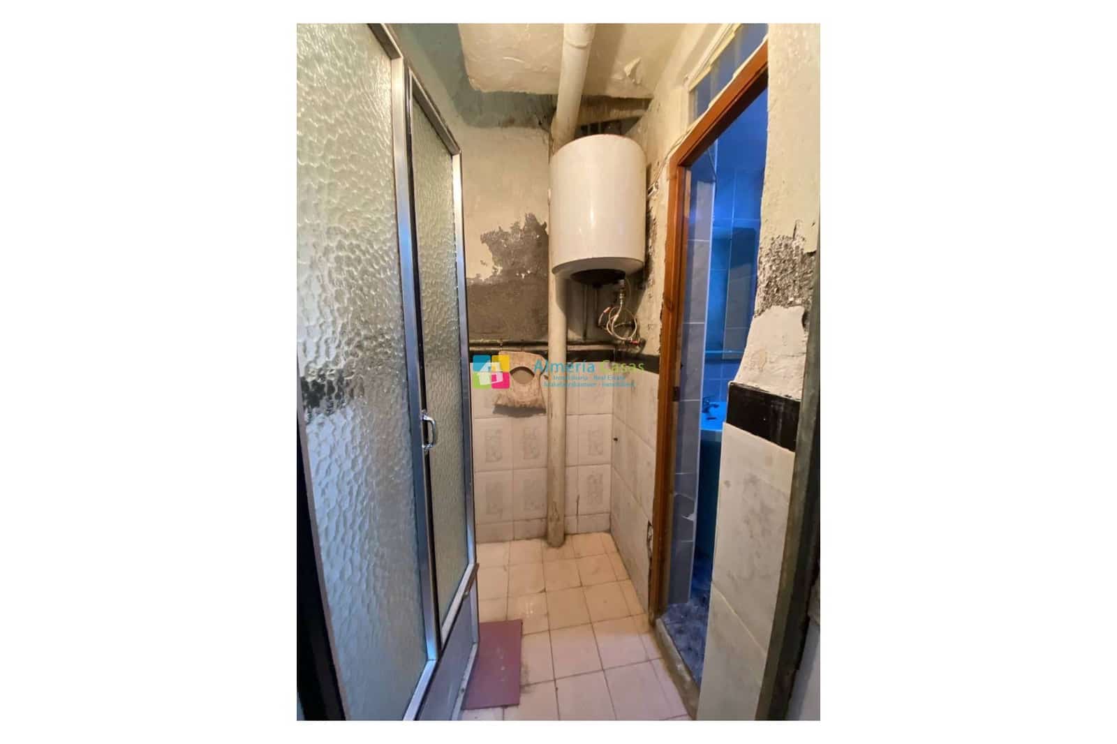 4 slaapkamer Huis te koop in Albox - € 44.000 (Ref: 8873340)