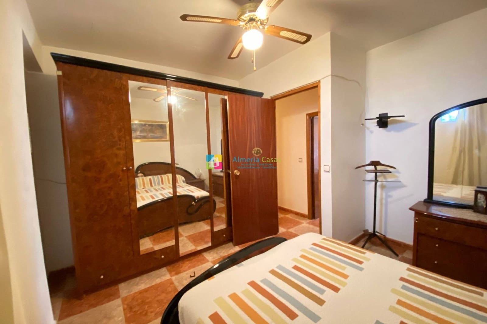 4 slaapkamer Huis te koop in Albox - € 44.000 (Ref: 8873340)