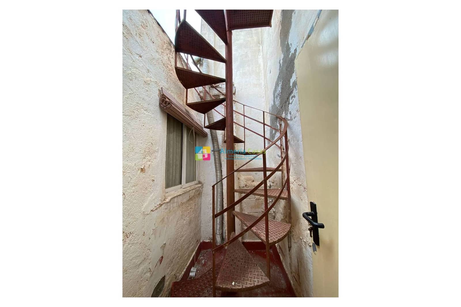 4 slaapkamer Huis te koop in Albox - € 44.000 (Ref: 8873340)