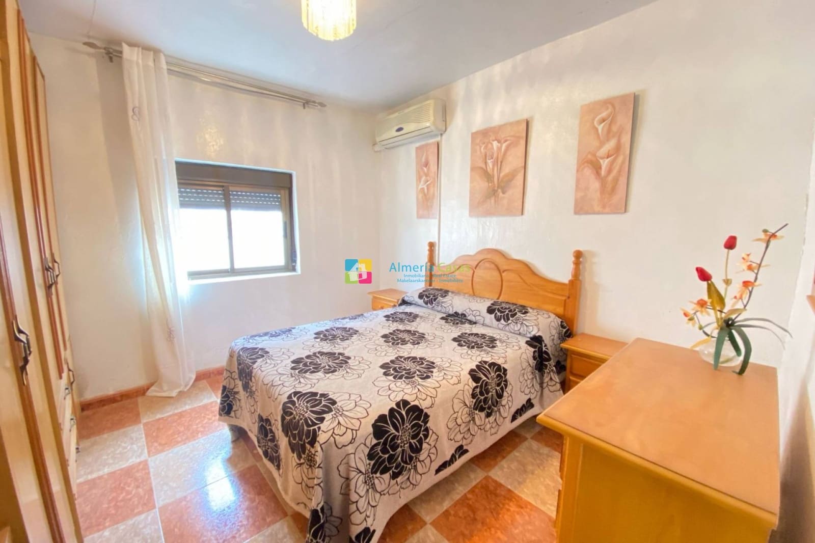 4 slaapkamer Huis te koop in Albox - € 44.000 (Ref: 8873340)