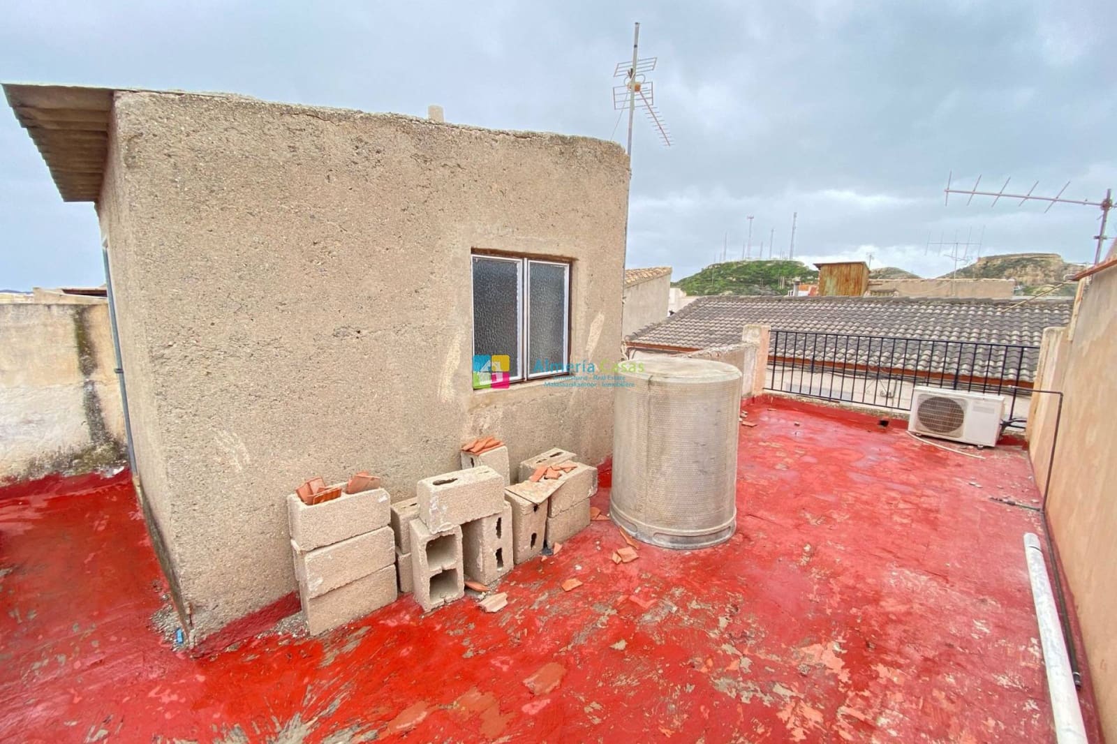 4 slaapkamer Huis te koop in Albox - € 44.000 (Ref: 8873340)