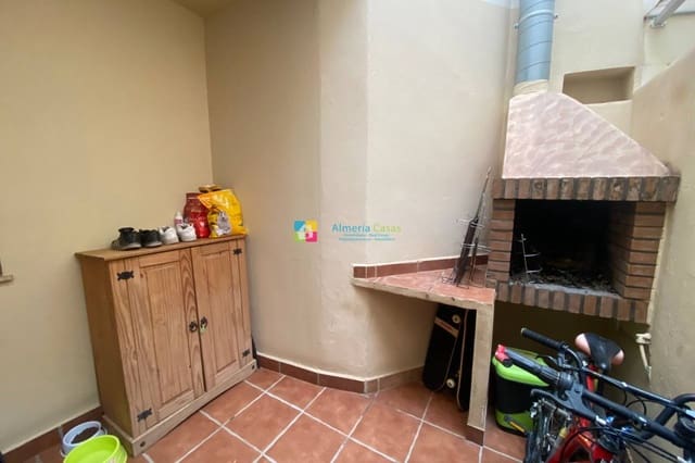 3 slaapkamer Appartement te koop in Albox met garage - € 97.000 (Ref: 8887045)