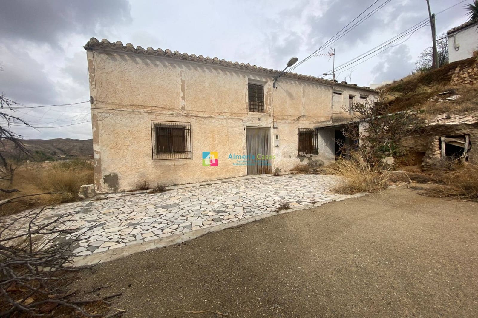 5 soveværelse Finca/Landehus til salg i Albox - € 66.000 (Ref: 8891706)