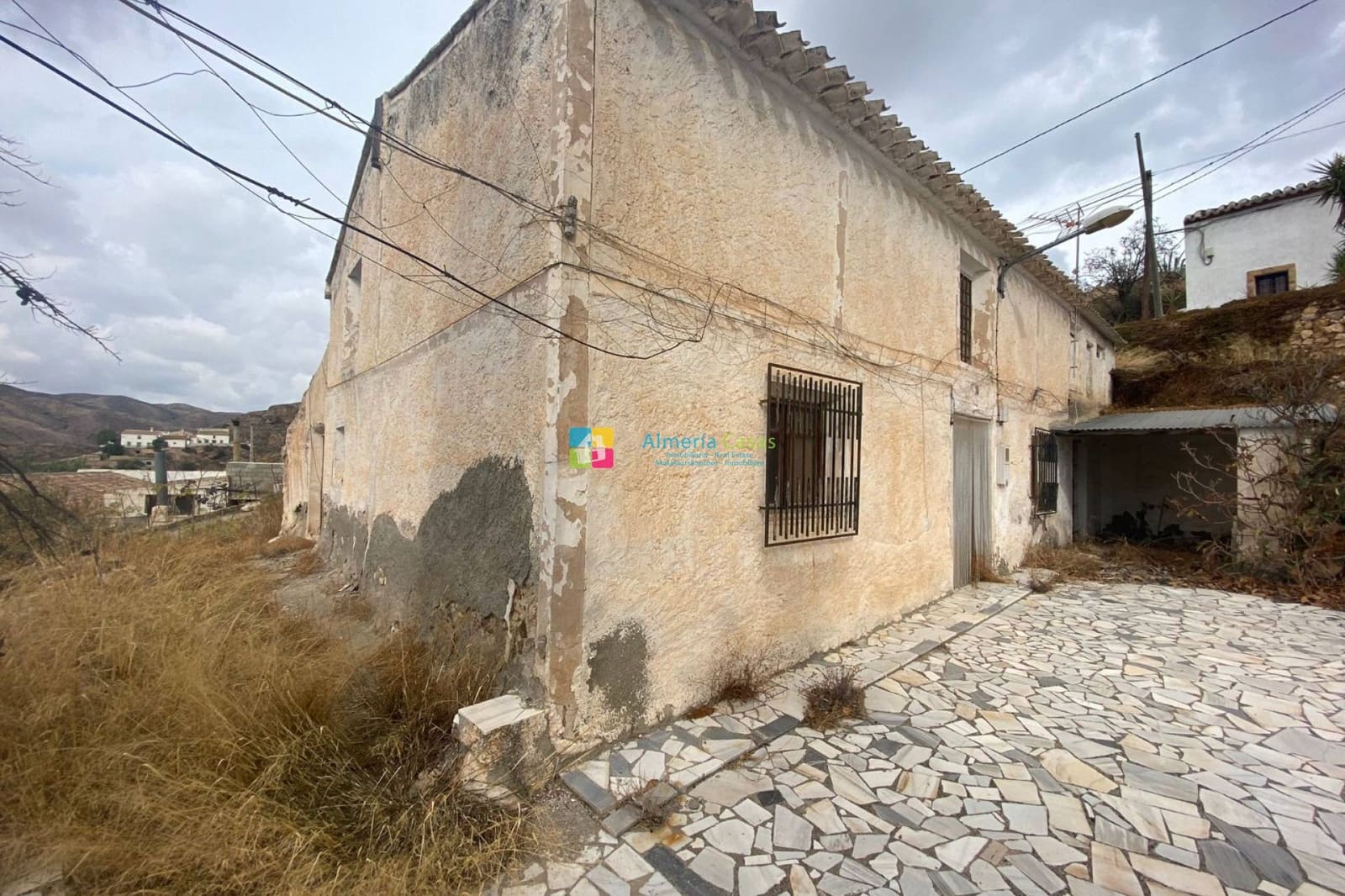 5 soveværelse Finca/Landehus til salg i Albox - € 66.000 (Ref: 8891706)