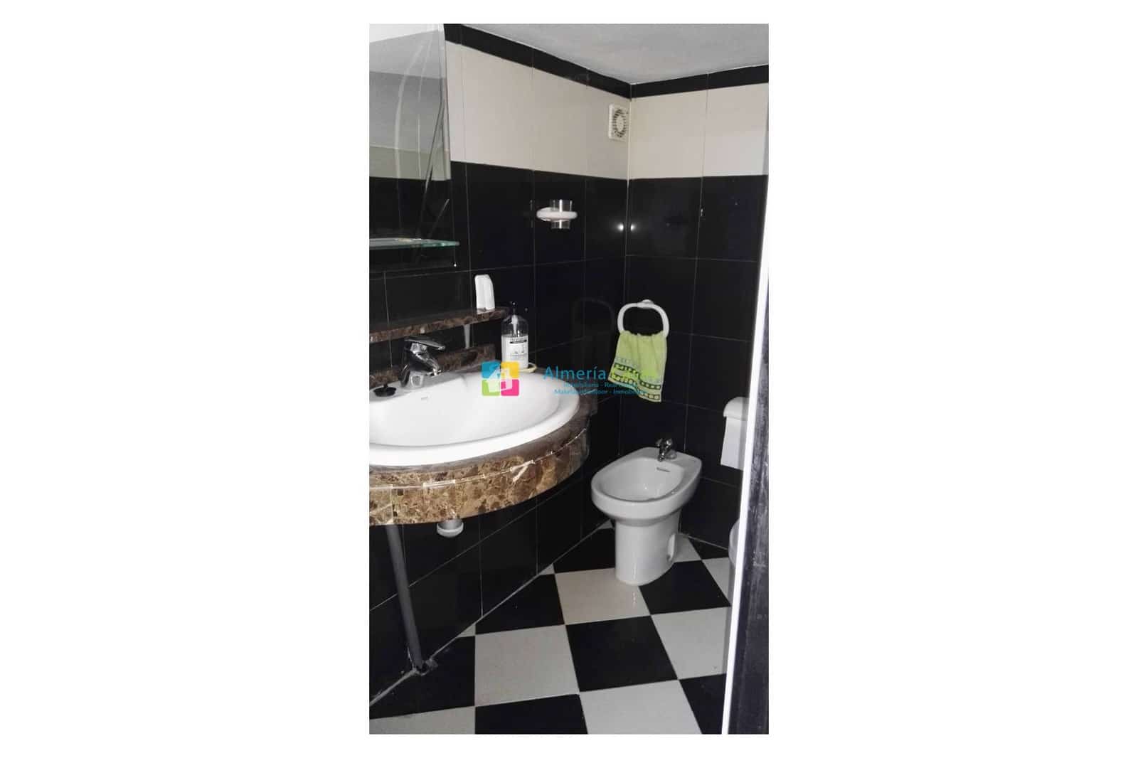 3 soveværelse Byhus til salg i Fines - € 95.000 (Ref: 8917240)