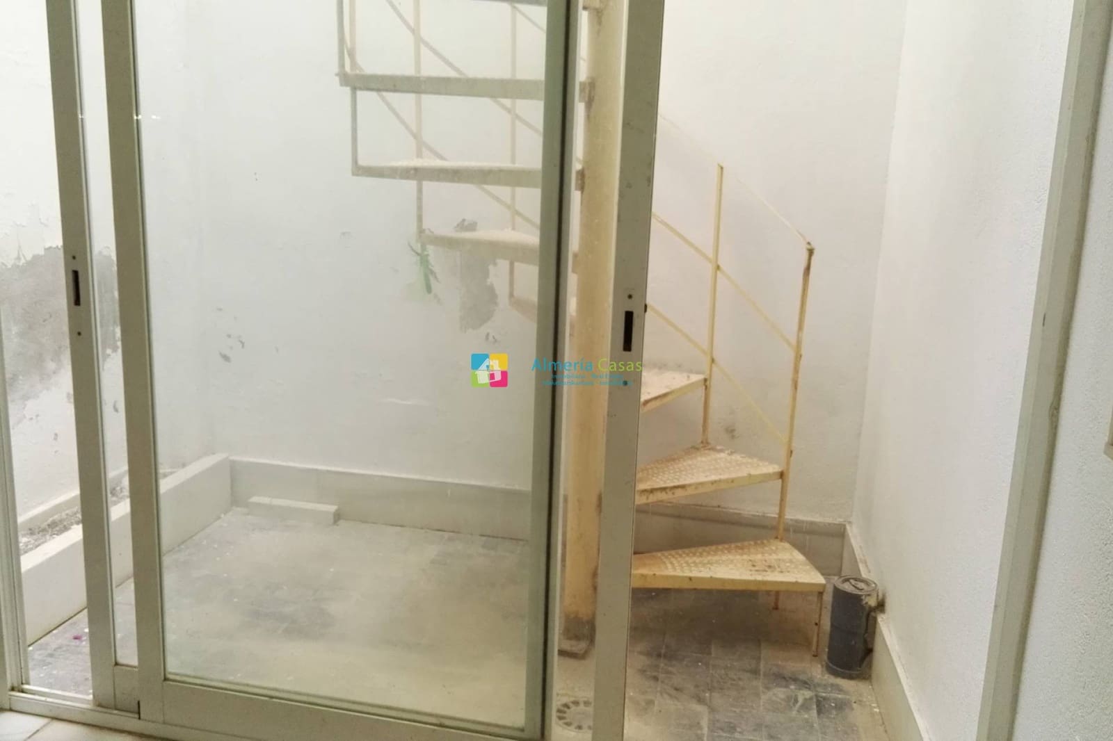 3 soveværelse Byhus til salg i Fines - € 95.000 (Ref: 8917240)