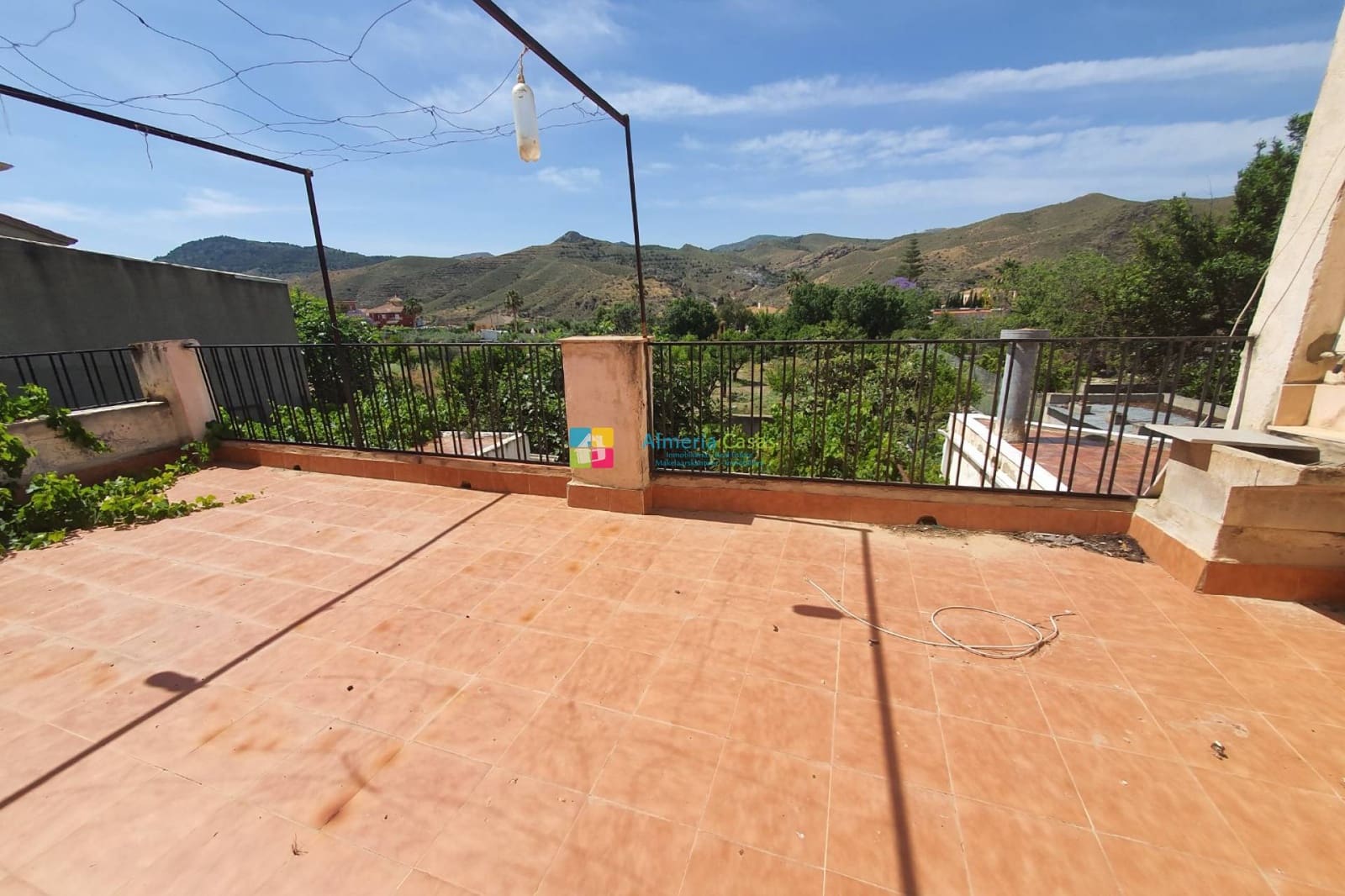 6 soveværelse Byhus til salg i Fines - € 68.000 (Ref: 8917241)