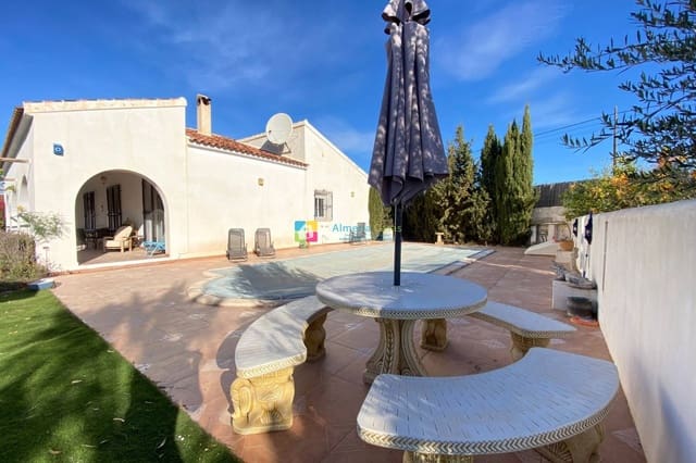 3 Zimmer Villa zu verkaufen in Arboleas mit Pool - 215.000 € (Ref: 8920199)