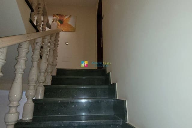 5 slaapkamer Huis te koop in Albox met garage - € 450.000 (Ref: 8933366)