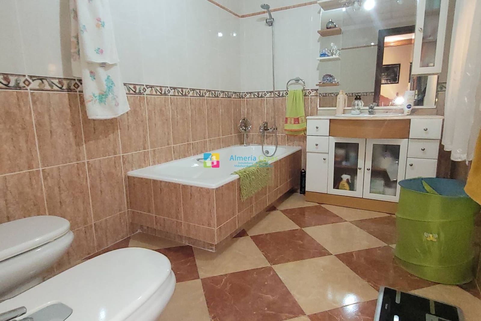 5 sypialnia Dom na sprzedaż w Albox z garażem - 450 000 € (Ref: 8933366)