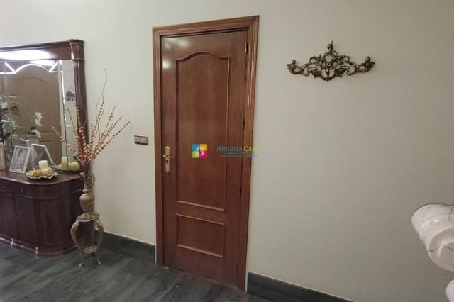 5 slaapkamer Huis te koop in Albox met garage - € 450.000 (Ref: 8933366)