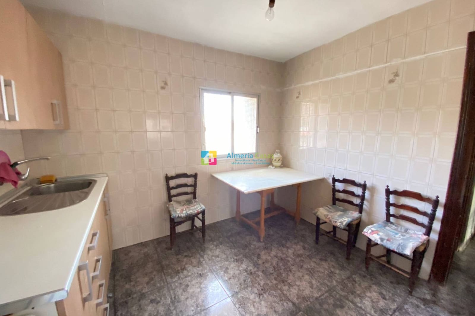 5 bedroom Finca/Country House for sale in Cantoria - € 125,000 (Ref: 8933371)