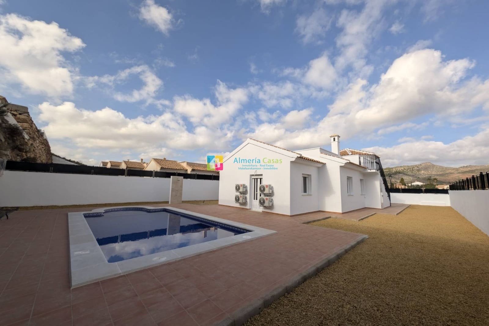 3 sovrum Villa till salu i Arboleas med pool - 265 000 € (Ref: 8969425)