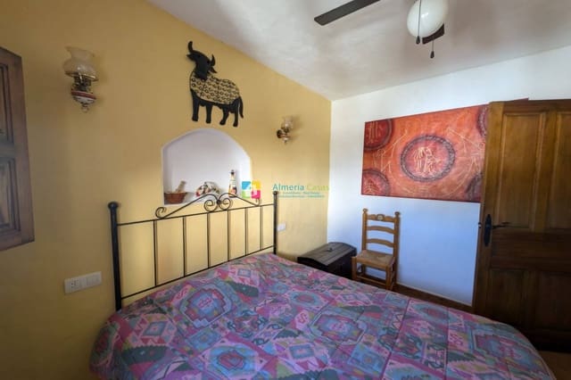 3 soveværelse Byhus til salg i Sierro - € 85.000 (Ref: 8981487)