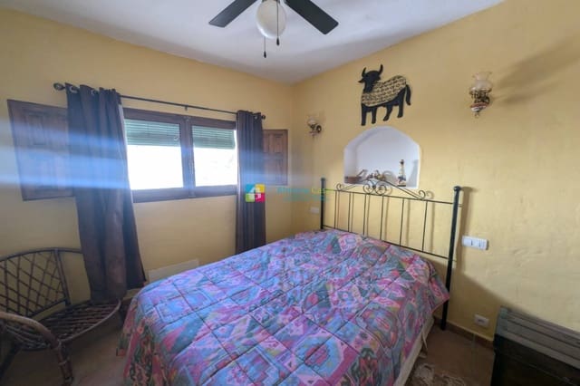 3 soveværelse Byhus til salg i Sierro - € 85.000 (Ref: 8981487)