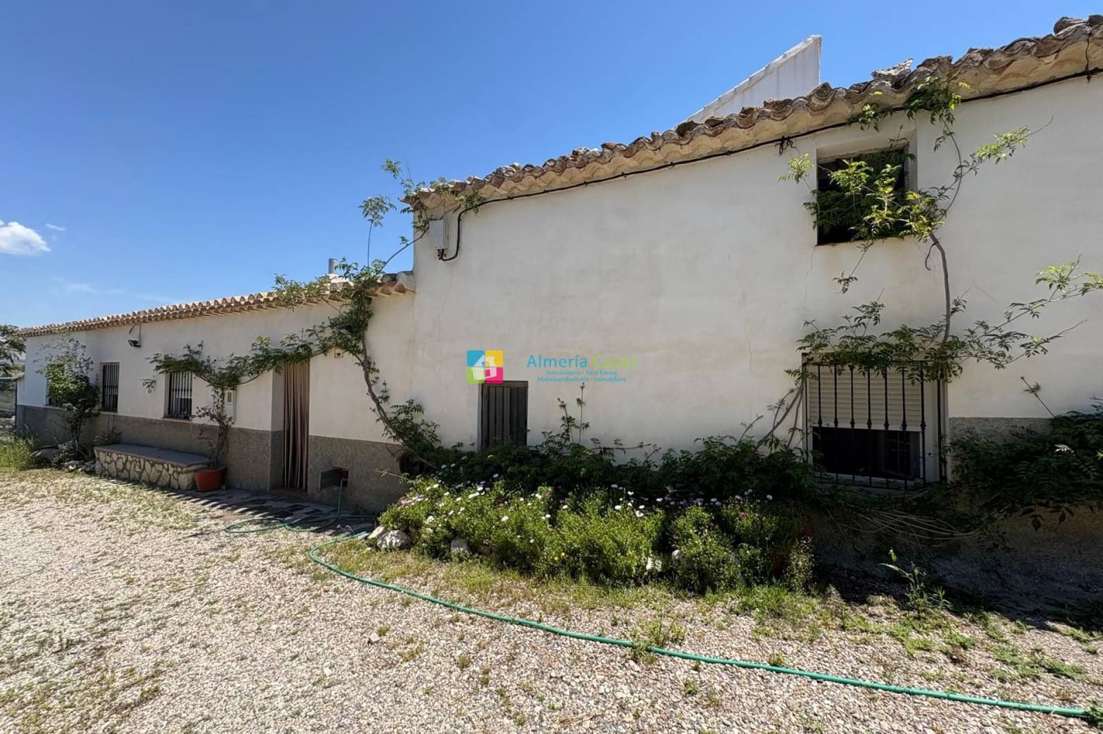 4 soveværelse Finca/Landehus til salg i Velez-Rubio med garage - € 160.000 (Ref: 9022048)