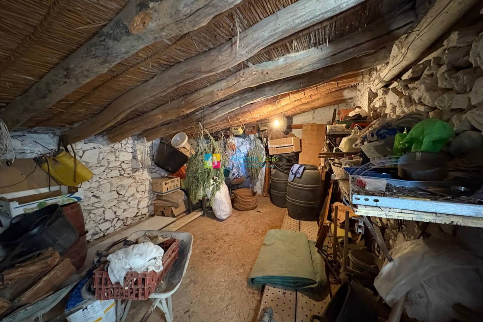 4 soveværelse Finca/Landehus til salg i Velez-Rubio med garage - € 160.000 (Ref: 9022048)