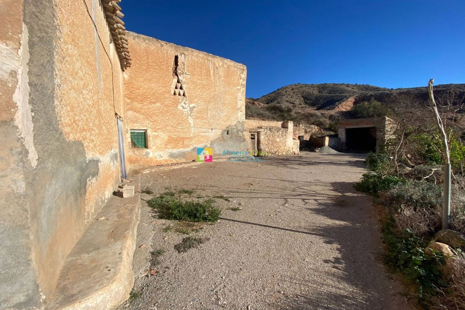 3 slaapkamer Finca/Landhuis te koop in Albox met garage - € 65.000 (Ref: 9022182)